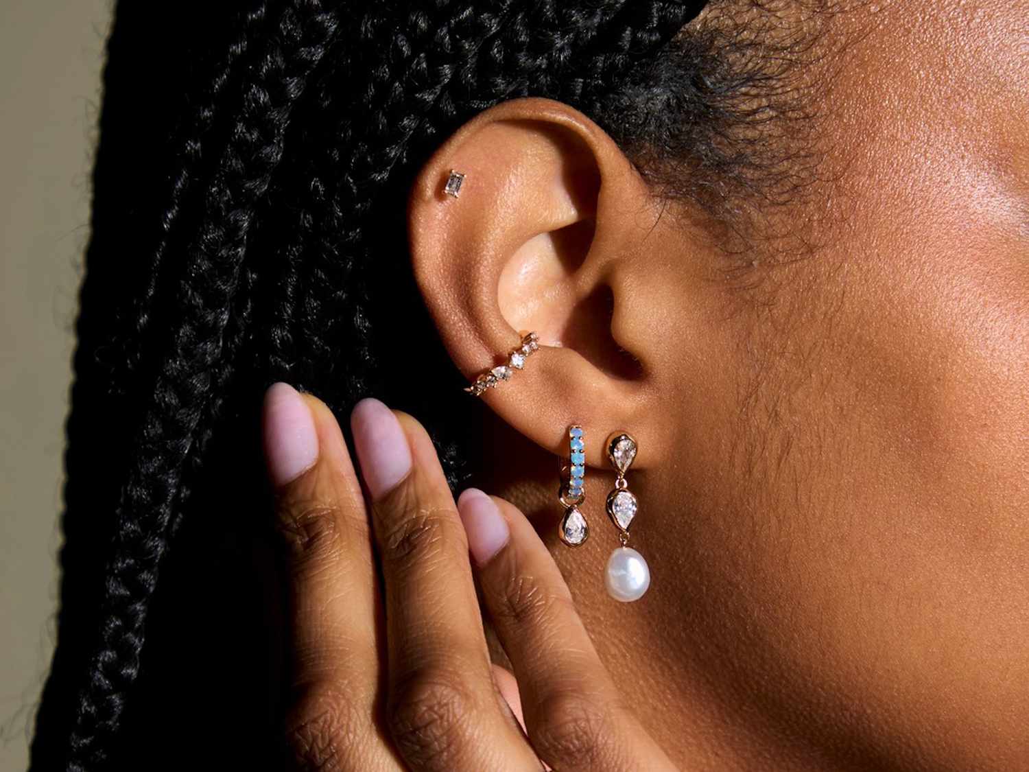 Piercing Pals: A Step-by-Step Guide to Septum, Helix, Daith, and Smiley Healing