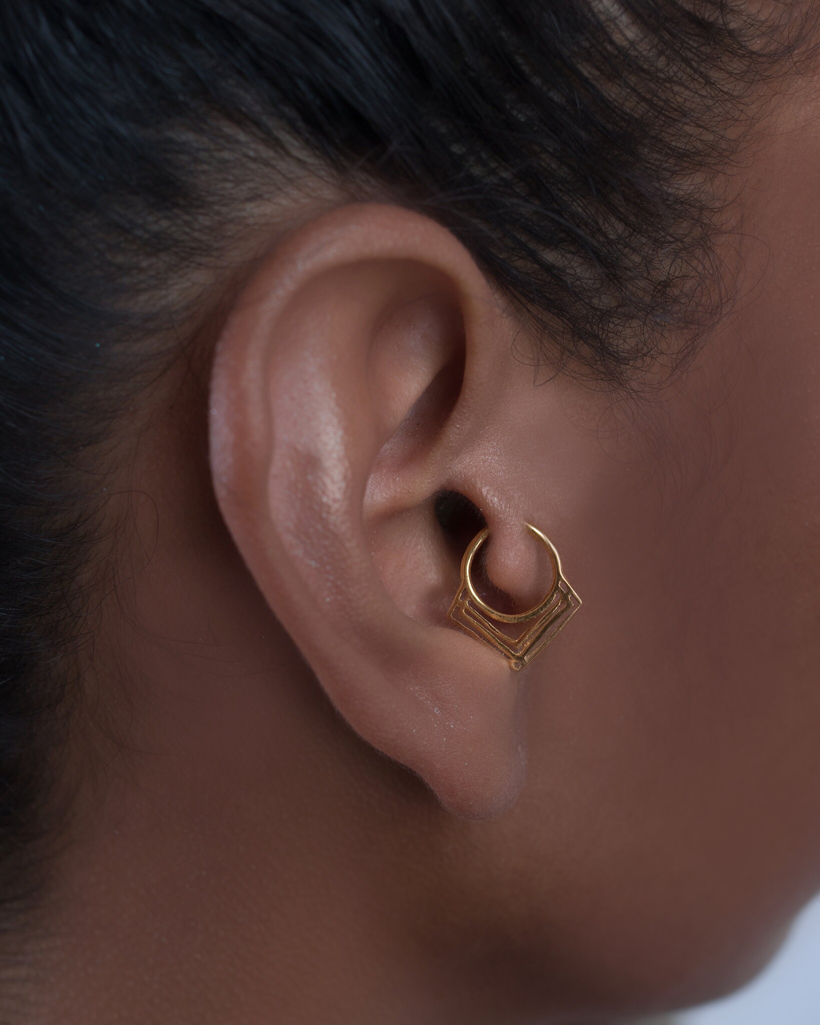 tragus hoop earring