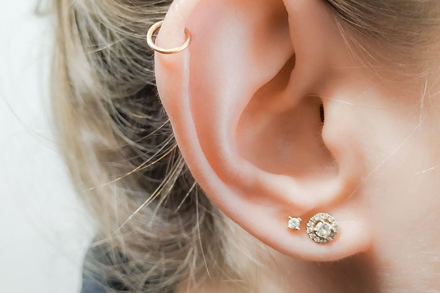 minimalist helix stud earring